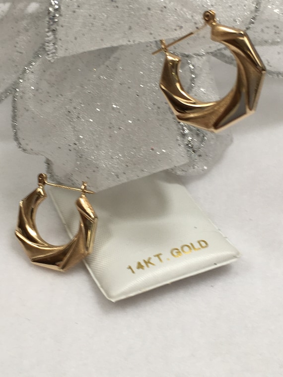Vintage 14K gold earrings - image 4