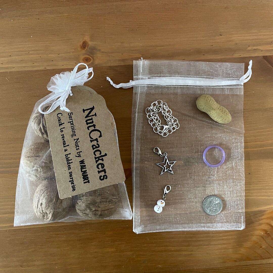 Nutcrackers 6 Surprise Nuts Christmas Assortment 2 - Etsy UK
