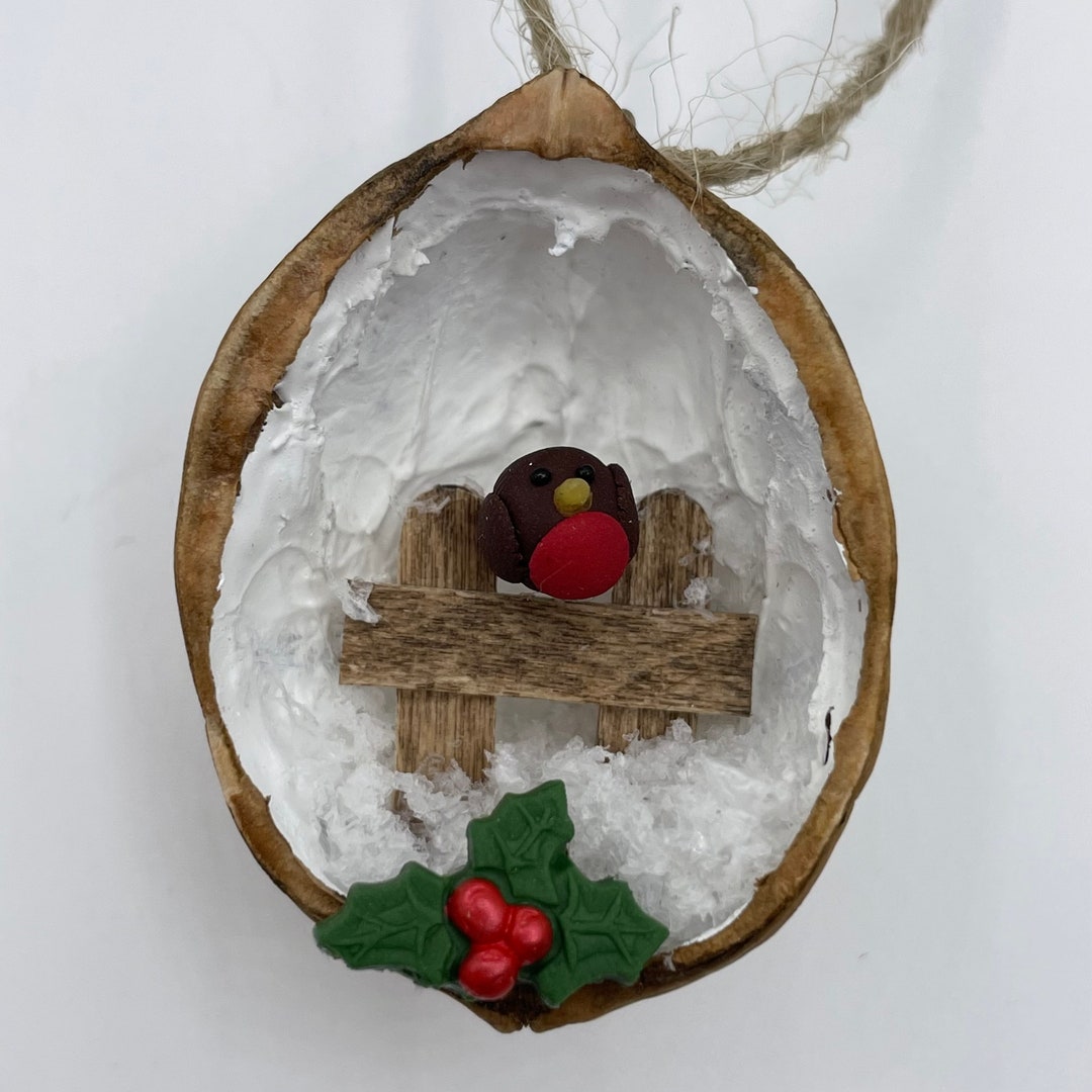 Robin in a Nutshell, Handmade Walnut Shell Christmas Decoration - Etsy