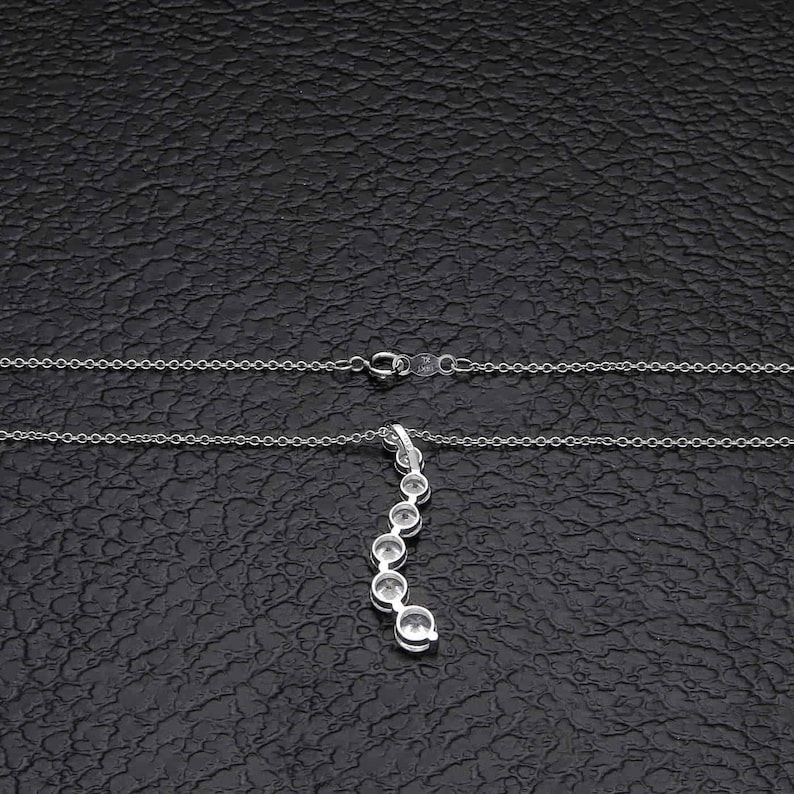 1.50 Ct Round Diamond Journey Pendant 14k White Gold Fn 18 Chain Necklace For Women/'s and Girl/'s