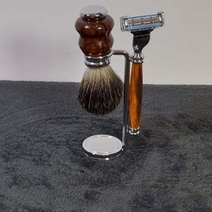 Men’s Wood Shaving Set Gift Box Badger Shaving brush Stand Cartridge Razor Natural Wet Shaving Kit Classic Gift for Men