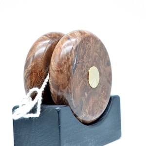 Yoyo, Heritage Series Classic Wooden Yo-Yo with Ball Bearing - Handcrafted Vintage Toy for Kids and Adults