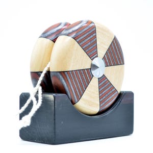 Yoyo, Heritage Series Classic Wooden Yo-Yo with Ball Bearing - Handcrafted Vintage Toy for Kids and Adults