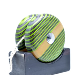 Yoyo, Heritage Series Classic Wooden Yo-Yo with Ball Bearing - Handcrafted Vintage Toy for Kids and Adults