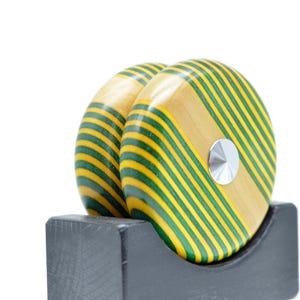 Yoyo, Heritage Series Classic Wooden Yo-Yo with Ball Bearing - Handcrafted Vintage Toy for Kids and Adults