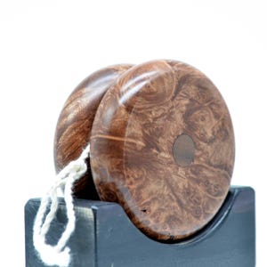 Yoyo, Heritage Series Hard Wood Classic Fixed Axle Yo-Yo - Handcrafted Vintage Toy for Kids and Adults