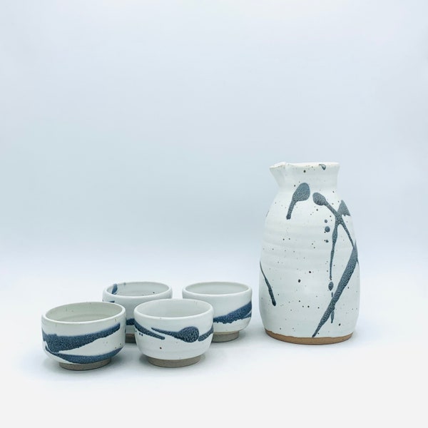 Made-to-Order 5-Piece Onyx River Sake Bottle and Cups Set by Amy Schnitzer