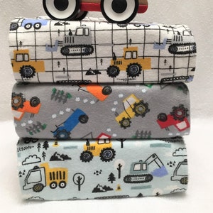 Baby Burp Cloths - Set of 3/Dribble/Feeding/Baby Shower Gift Set/Baby Boy/Baby Girl/unisex Baby Gift/Tractors