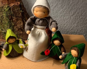 Mutter Erde mit Korb. Handarbeit für den Jahreszeitentisch 17 cm