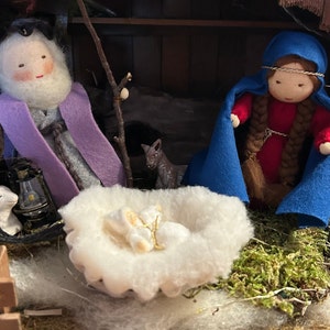 Joseph, Mary and Christ Child 13 cm with lantern - Waldorf Doll - Nativity Figures - Waldorf - Handmade - Holy Family - Model 10