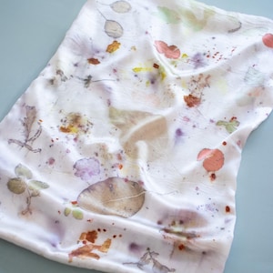 Silk Pillowcase with Eco Print, Satin Silk Pillow Cover, Naturally Dyed Luxury Pillowcase, 100% Pure Silk Bedding, Anti Wrinkle Pillow Cover