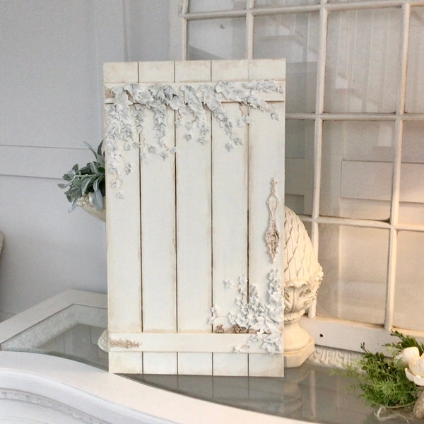 French Country Wood Panel, Cottage Art, Ivy Wall Hanging, Floral Sculpture, Shabby Chic Decor, Modern Farmhouse Interior Shutter, Decor