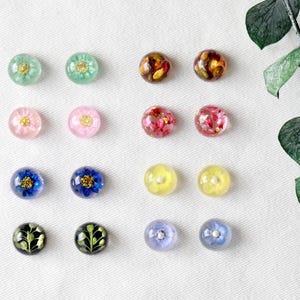 Dried Flower Resin Stud Earrings| Real Flowers Petals Leaves 925 Sterling Silver Stud Earrings| Forget Me Not Stud Earrings