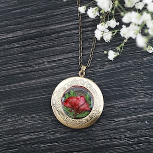 Pressed Flower Floral Rose Circular Locket Necklace| Vintage Photo Locket Necklace|  Real Red Rose Locket| Handmade Botanical Jewelry