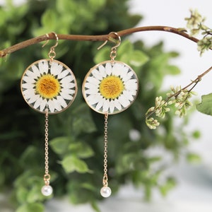 Handmade Pressed Daisy Earrings Dried Flower Daisy With Pearl Dangle Earrings Resin Flower Earrings Long