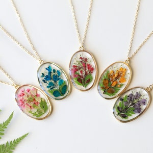 Handmade Pressed Real Flower Floral Resin Oval Pendant Necklace Gift