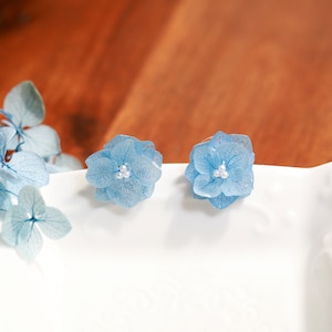 Handmade Hydrangea Real Flower Resin Stud Earrings| Light Blue Red Green Flower Statement Earrings| 925 Sterling Silver Flower Earrings