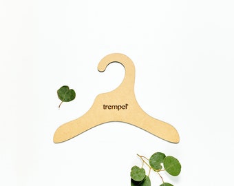 Baby gepersonaliseerde houten hangers resistent duurzaam van TREMPEL