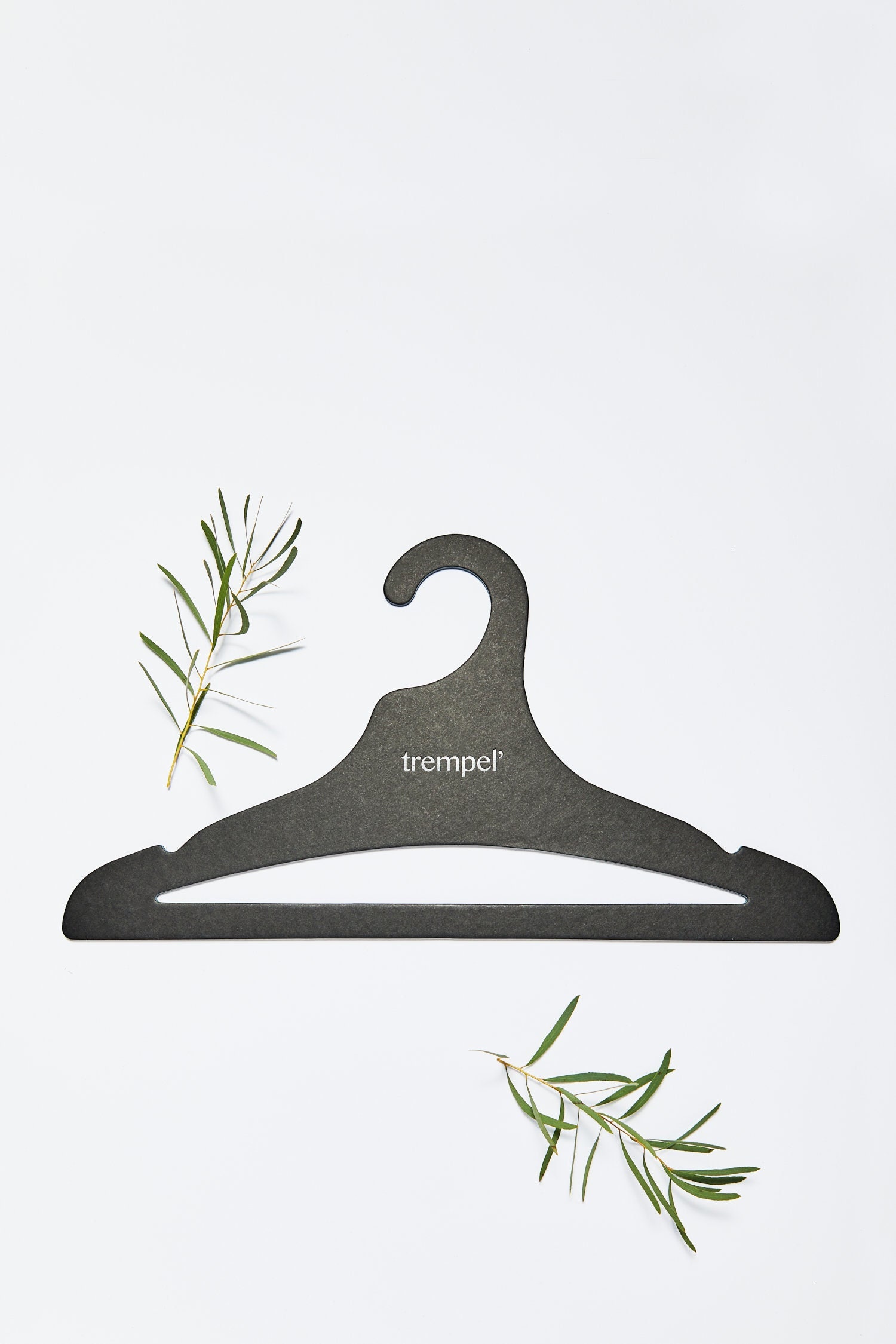 r e ) x Eco-Friendly Hangers - Sustainable Clothing Hangers, Kids