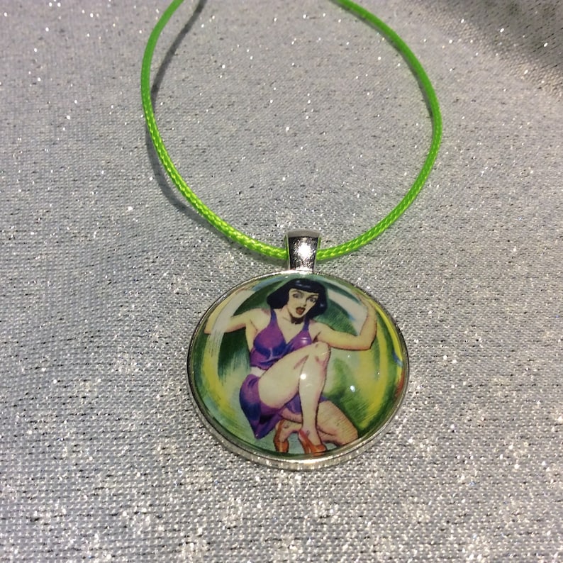 PendantNecklace With Mid-Century Sci-Fi Comic Art Image