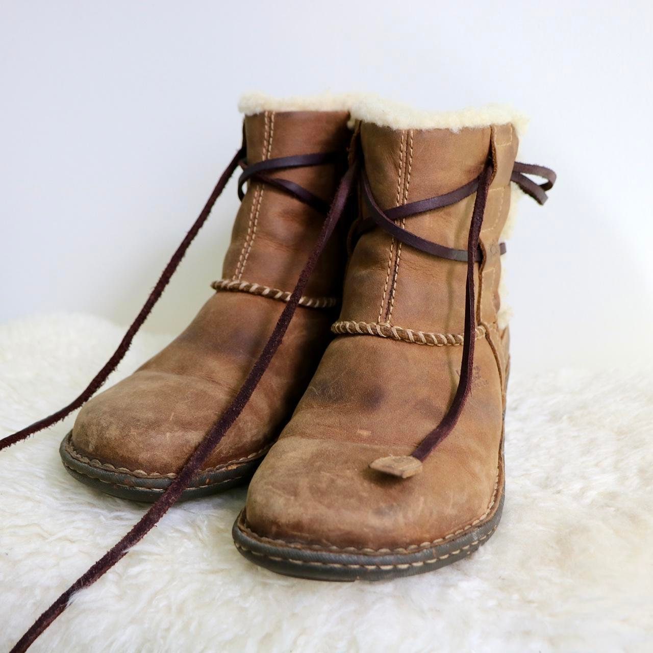 Ugg best sale cove boots