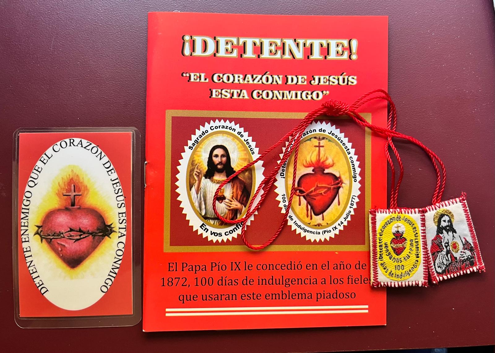 Detente El Corazón de Jesús Está Conmigo | Catholic Sacred Heart Protection | Christian Faith Gift | Religious Home Blessing