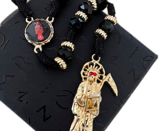 Holy Death&#39;s Necklace, Rosary Style. Collar de la Santa Muerte estilo Rosario