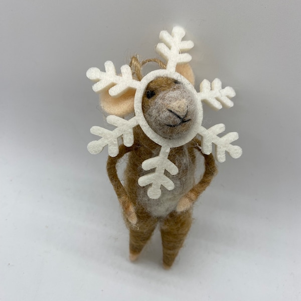 Brown Felt Mouse with a Snowflake around its little face! A Christmas Mouse Ornament soon to be your favorite, Woodland mouse, Gnome Friend