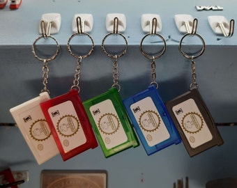 Nlhlehde Keyring & Chain Retro Game Boy Cartridge r/gameverifying Merch