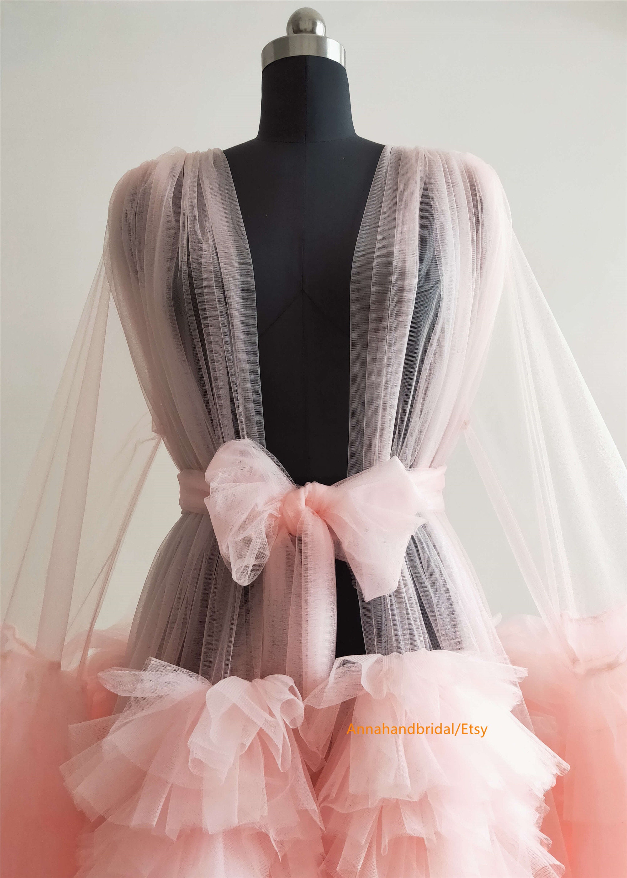 ruffle robe for maternity shoot