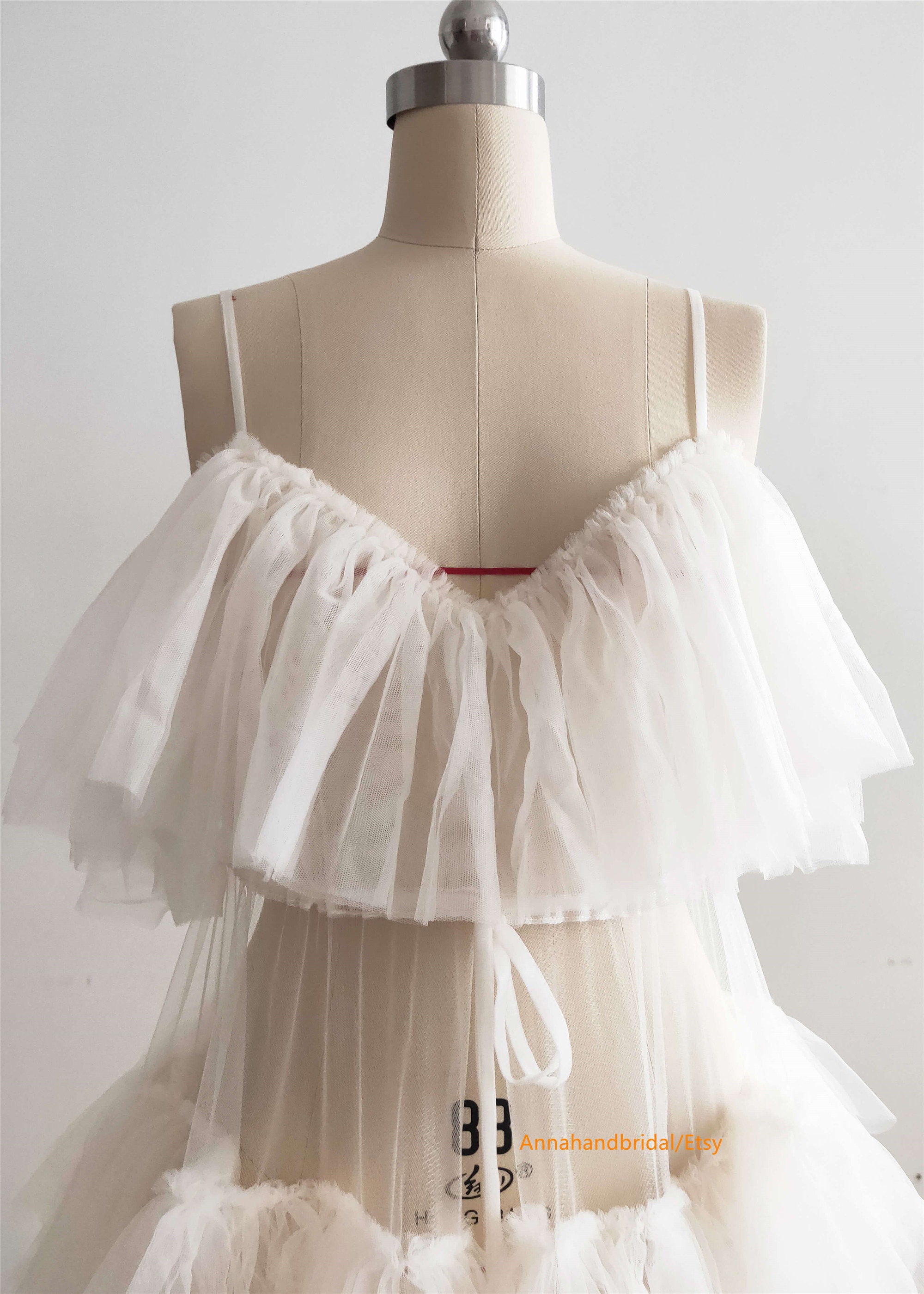 ruffle robe for maternity shoot