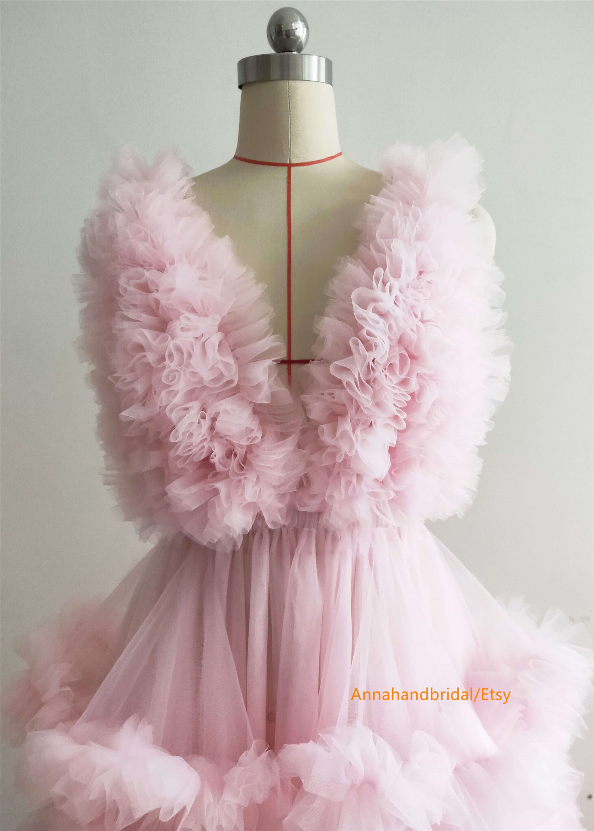 ruffle robe for maternity shoot