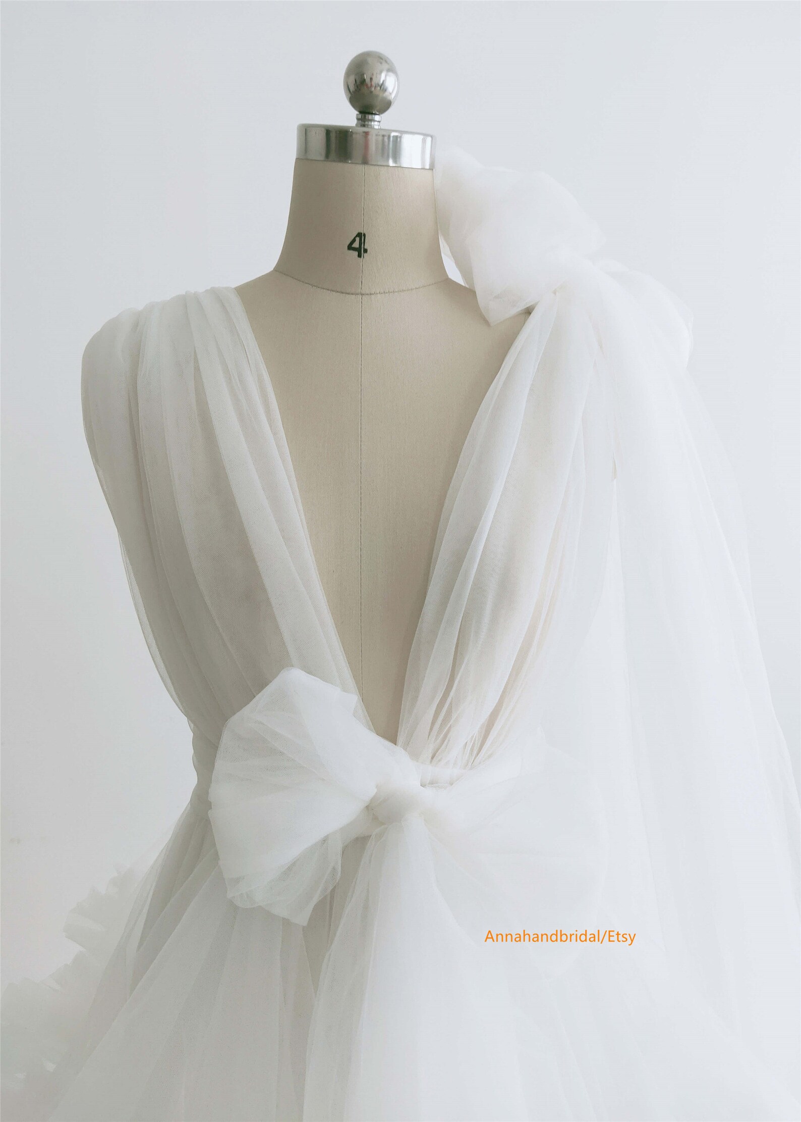 ruffle robe for maternity shoot