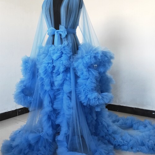 ruffle robe for maternity shoot