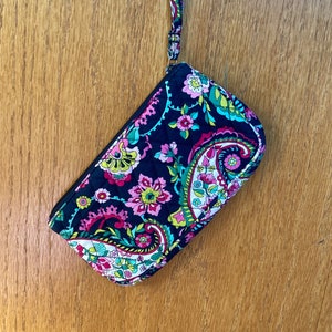 Vera Bradley Wristlet, Petal Paisley Retired Pattern