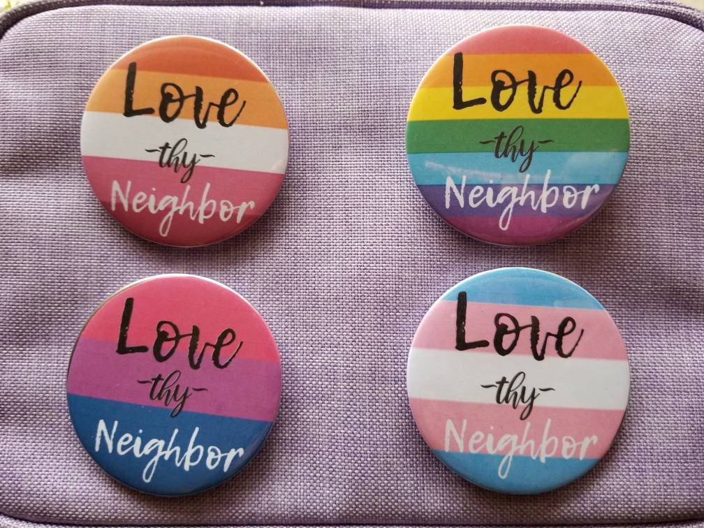 Pins double drapeaux lgbtqia+ gay et transexuel chez Freaky Pink shop