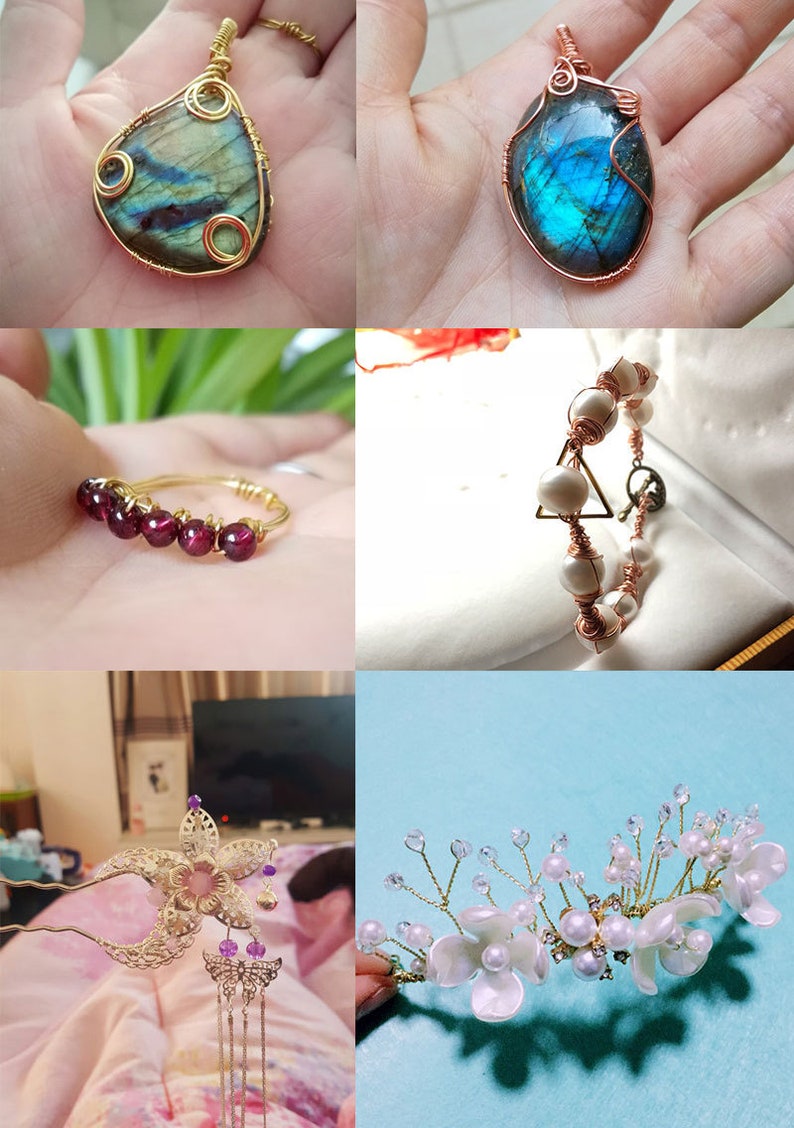 Puede incluir: Una colecci&oacute;n de joyas hechas a mano con piedras, perlas y cuentas envueltas en alambre. Las joyas incluyen un collar con dije, un anillo, una pulsera y dos pinzas para el cabello.