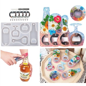 Puede incluir: Un juego de seis moldes de silicona para hacer abridores de botellas. Los moldes tienen forma de abridores de botellas y tienen diferentes diseños. El juego también incluye un pequeño destornillador y tornillos para fijar los abridores de botellas a una superficie. Los moldes se muestran junto a una bandeja de abridores de botellas terminados con diseños florales.
