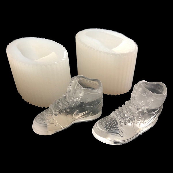 1Pair 3D Shoes Sneaker Resin Silicone Mold,Resin craft art mould, Pendant Mold,aromatherapy mold,Decoration Mould,DIY Handmade Resin Art