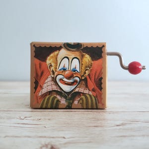 Vintage Hand Crank Mini Music Box, Musical Toy, Circus Clown