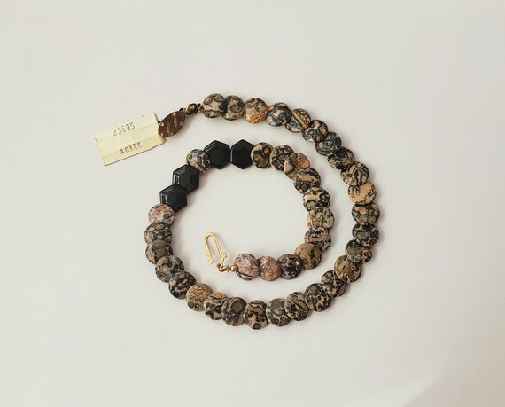 Friendship Collection Flat Round Agate Necklace - image 1