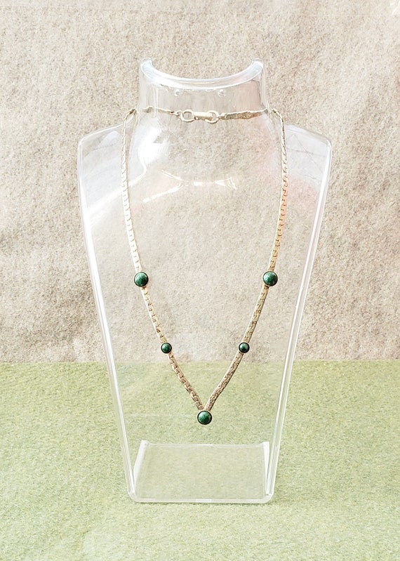 Sarah Coventry Gold Tone and Hunter Green Bead Nec