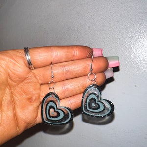 Quirky 70s black BIG 3D ACRYLIC hearts funky wacky jewellery handmade made cool gift present sweet cute petal earrings