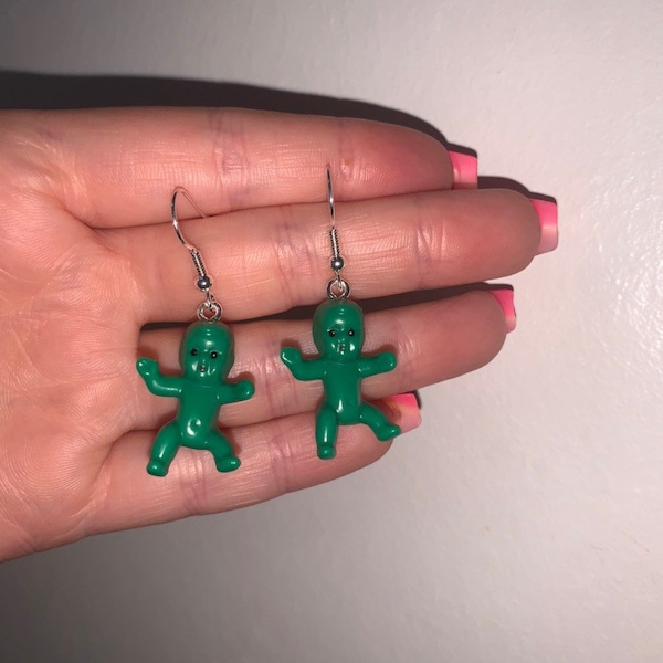 Vert greeny bébés bizarres bébé Y2K funky boucles d'oreilles cadeaux présente bande dessinée excentrique enfant poupée funky bizarre fou drôle