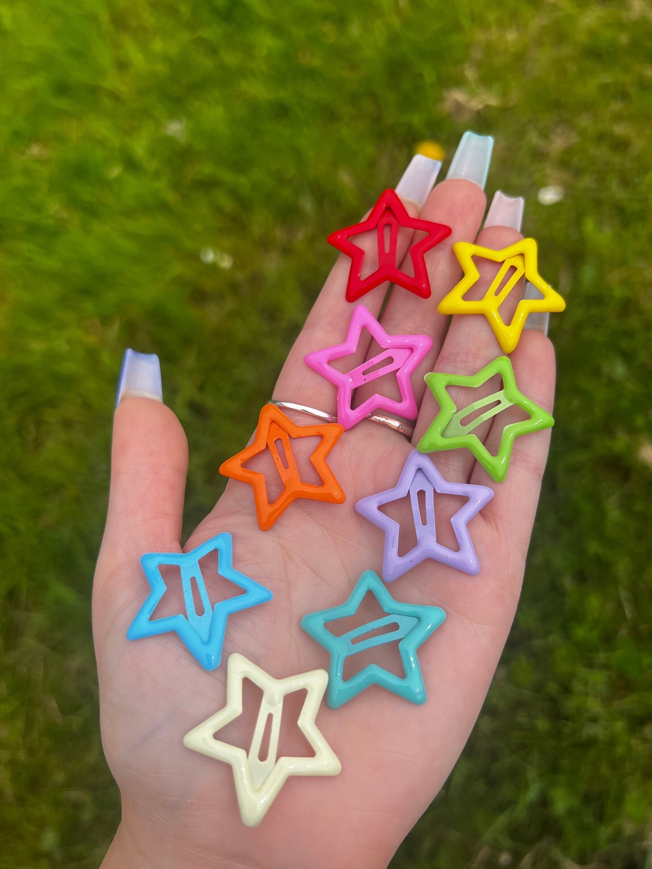 Lot de 8 étoiles arc-en-ciel pastel, mélange aléatoire de 8, paillettes et pastel mignons 8 pcs cheveux style années 80 étrange loufoque funky pomme, lot de 8