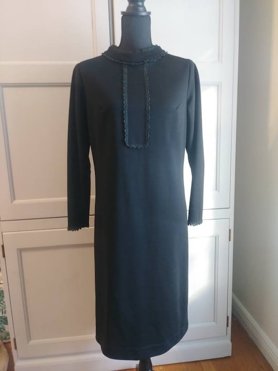 Mod 1960s Toni Todd Long Sleeve Mod Shift Dress