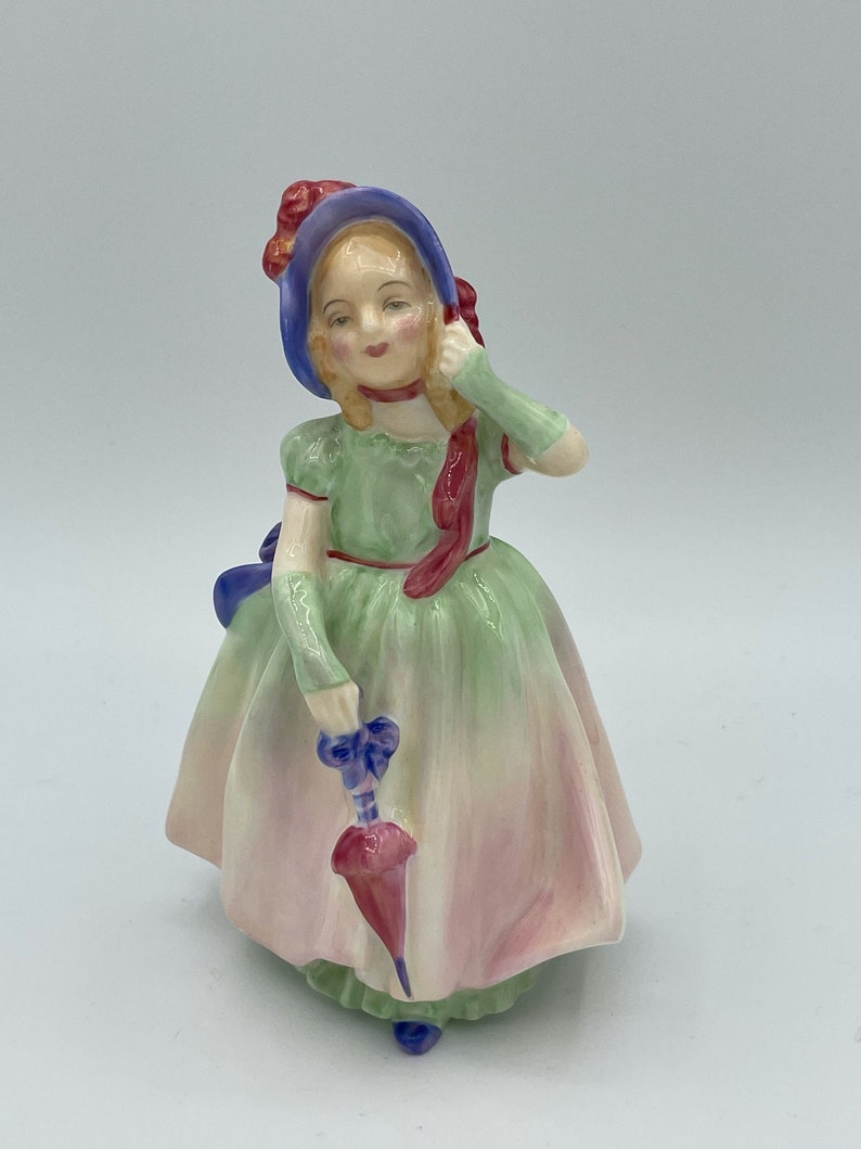 Royal Doulton babie Figurine - Etsy