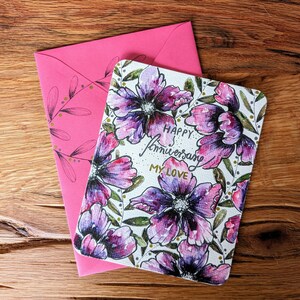 Buon anniversario, cartolina d'amore con fiori di bacche, regalo per la moglie
