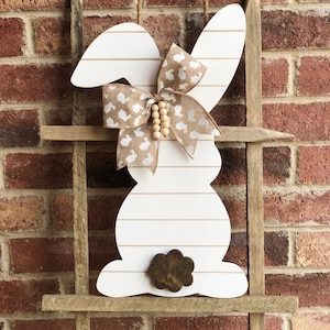 Easter Door Hanger, Shiplap Bunny Door Hanger, Front Door Decor, Farmhouse Bunny Decor, Outdoor Easter Decor, Happy Easter, Spring Wood Sign