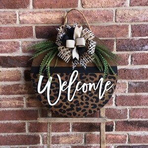 Front Door Decor, Leopard Door Hanger, Welcome Door Wreath, Front Door Sign, Porch Decor, Porch Sign, Leopard Print, Housewarming Gift